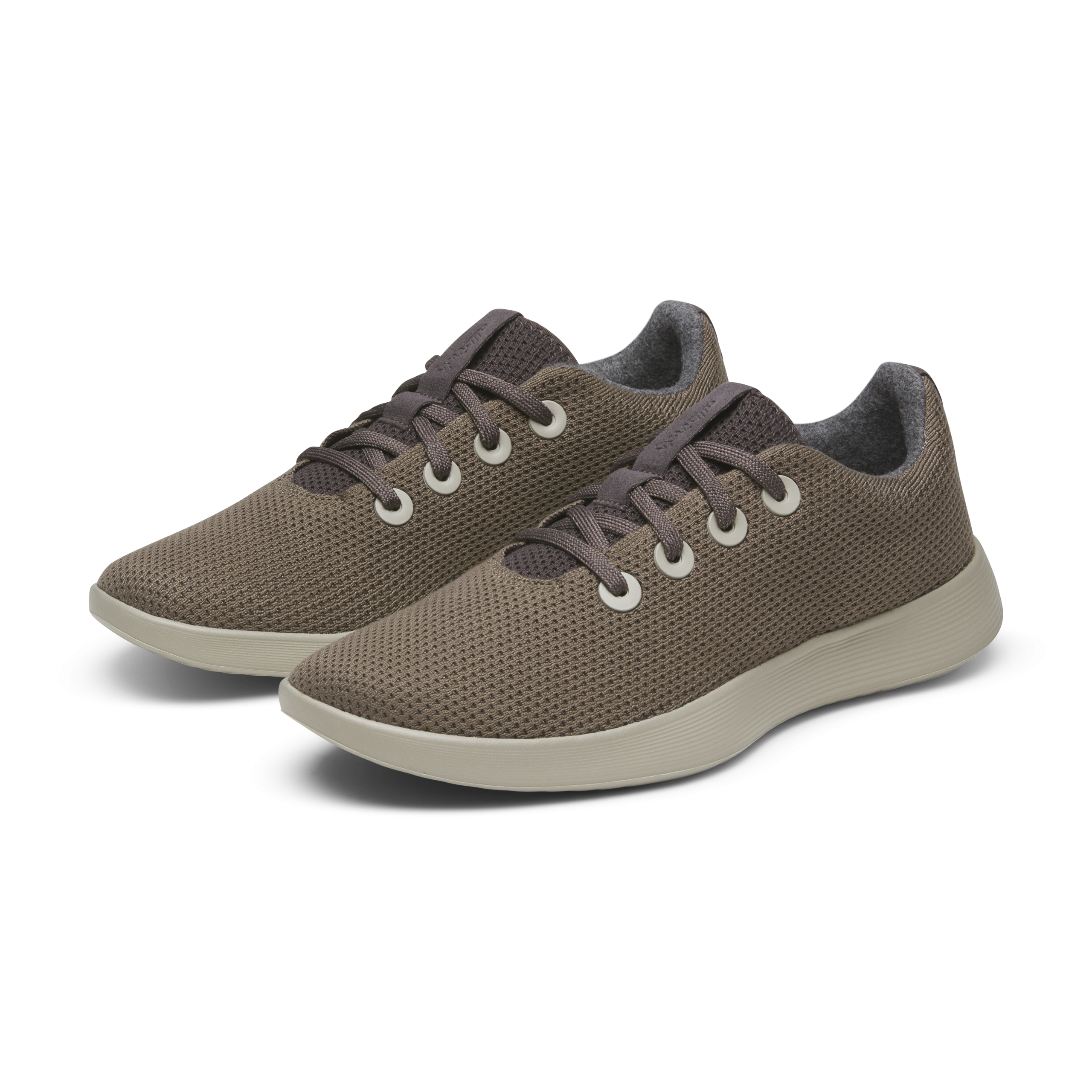 A11974_25Q4_Tree-Runner-NZ-Weathered-Brown-Weathered-Grey-Sole_PDP_PAIR_3Q_92277c37-8d03-4799-9f73-af285e8d8bc0.png